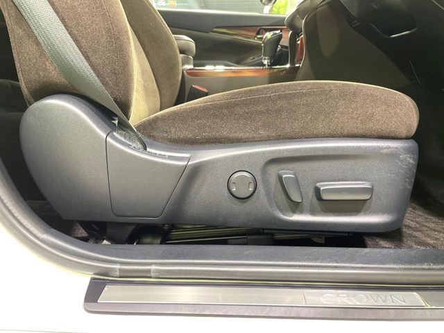 TOYOTA CROWN sedan hybrid 2013