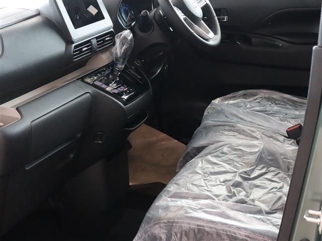 MITSUBISHI DELICA MINI 2025