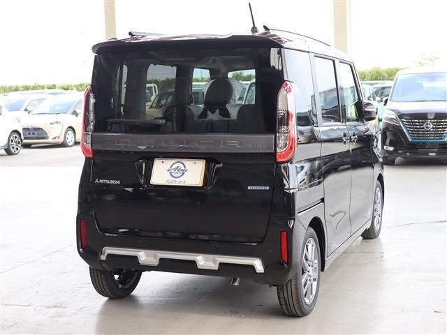 MITSUBISHI DELICA MINI 2025