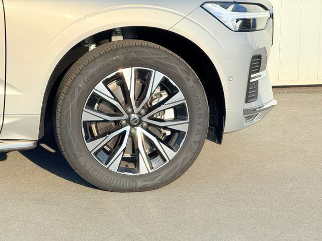 VOLVO VOLVO XC60 2024