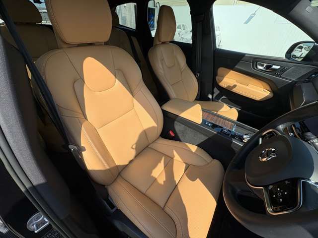 VOLVO VOLVO XC60 2022