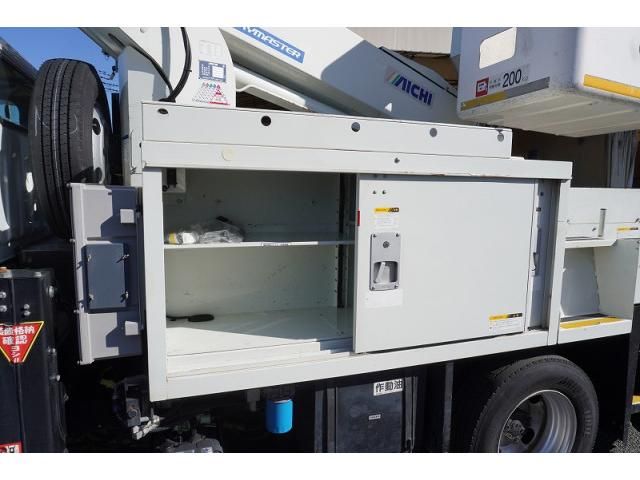 MITSUBISHI CANTER 2017