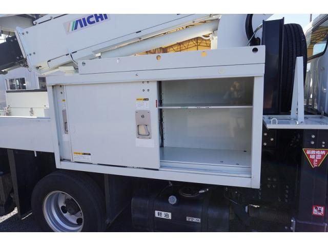 MITSUBISHI CANTER 2017