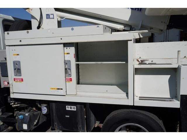 MITSUBISHI CANTER 2017