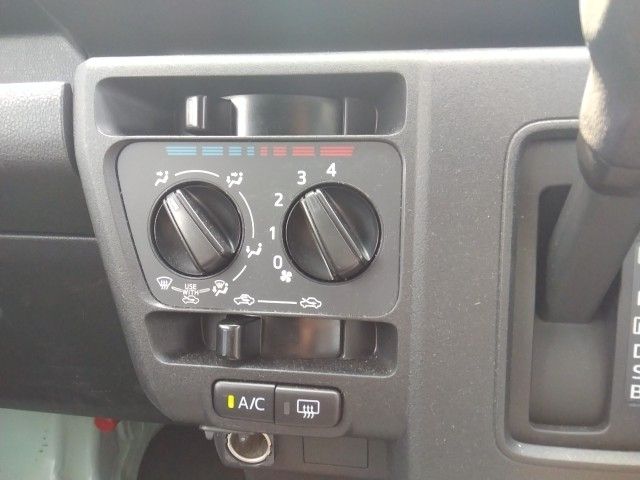 DAIHATSU HIJET CARGO 2024