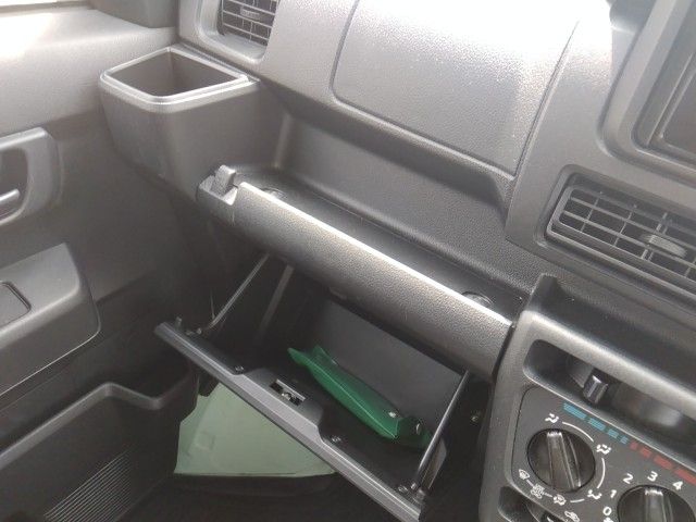 DAIHATSU HIJET CARGO 2024