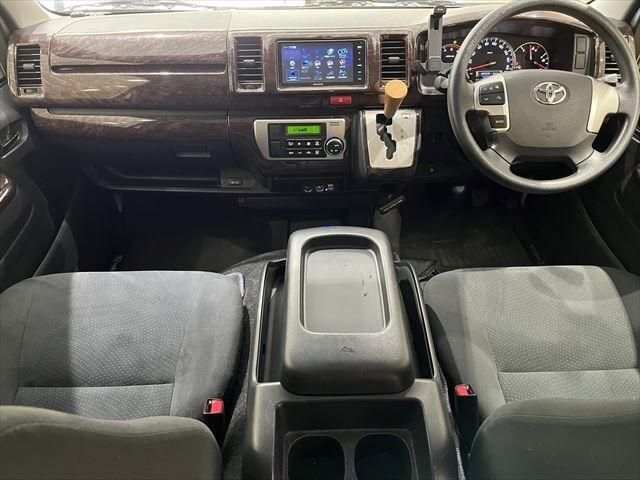 TOYOTA REGIUSACE van 4WD 2017