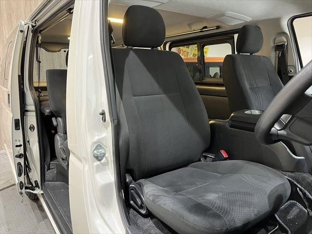 TOYOTA REGIUSACE van 4WD 2017