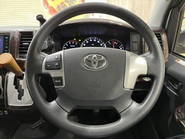 TOYOTA REGIUSACE van 4WD 2017