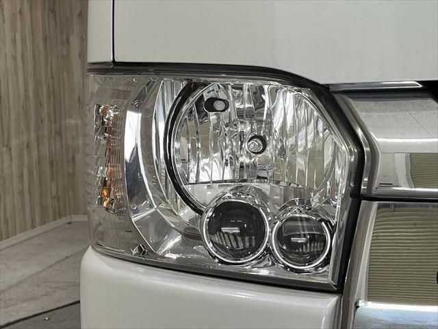 TOYOTA REGIUSACE van 4WD 2017