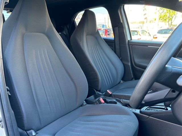 TOYOTA YARIS HYBRID 2021