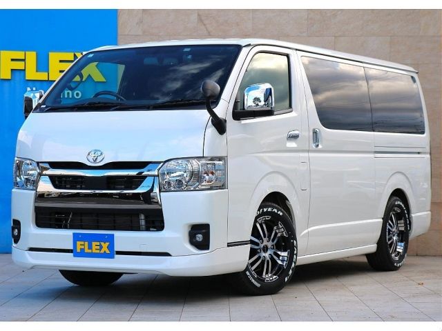 TOYOTA HIACE van 4WD 2022