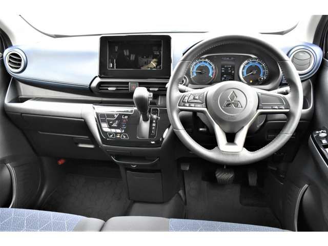 MITSUBISHI ek X 2020