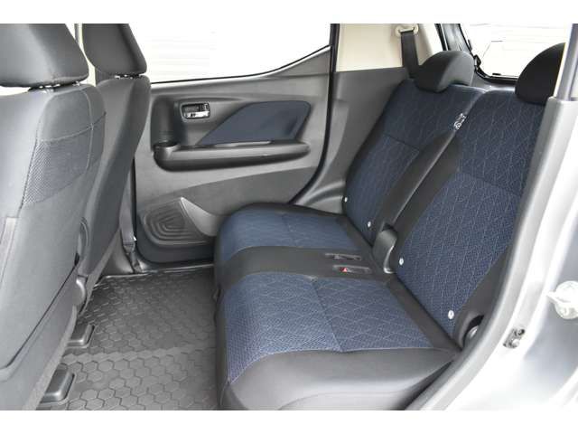 MITSUBISHI ek X 2020