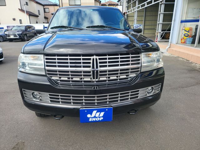 LINCOLN LINCOLN NAVIGATER 2WD 2009