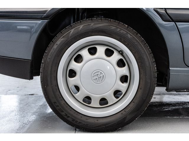 VOLKSWAGEN VOLKSWAGEN GOLF 1995