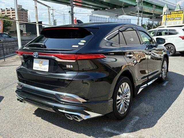 TOYOTA HARRIER HYBRID 2020