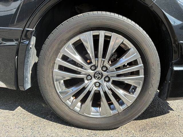 TOYOTA HARRIER HYBRID 2020