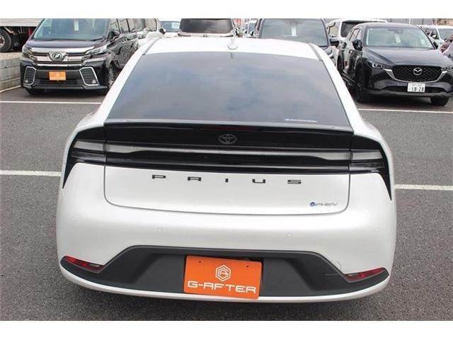 TOYOTA PRIUS PHV 2025