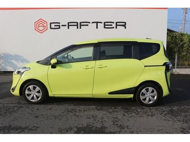 TOYOTA SIENTA 2020
