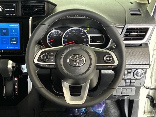 TOYOTA ROOMY 2021