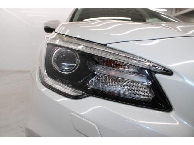 SUBARU LEGACY B4 2017