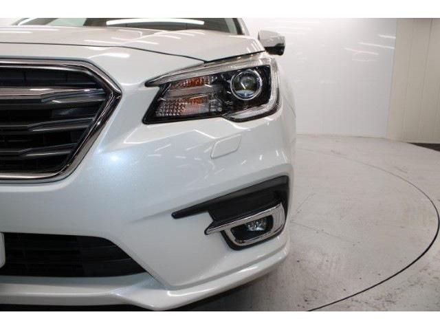 SUBARU LEGACY B4 2017