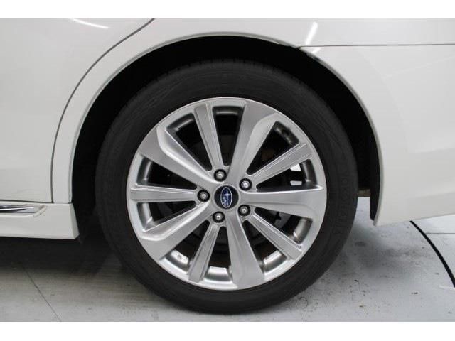 SUBARU LEGACY B4 2017