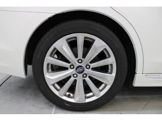 SUBARU LEGACY B4 2017