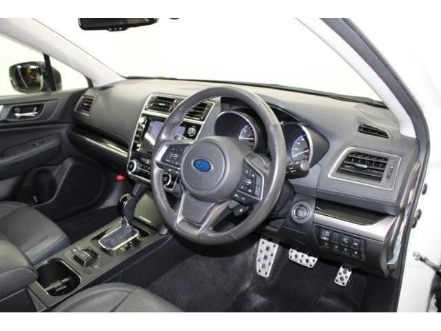 SUBARU LEGACY B4 2017