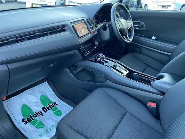 HONDA VEZEL HYBRID 4WD 2014