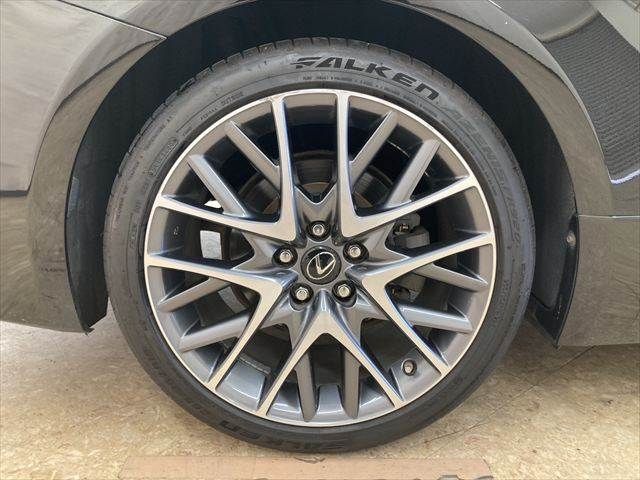 TOYOTA LEXUS RC300h 2015