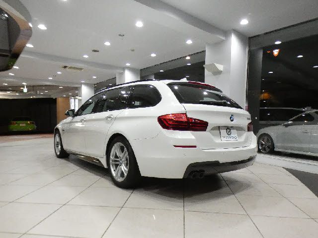 BMW BMW 5series TOURING 2016