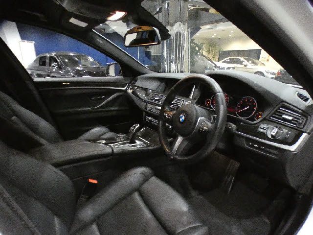 BMW BMW 5series TOURING 2016