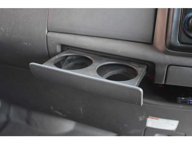 MAZDA TITAN DUSH 2007