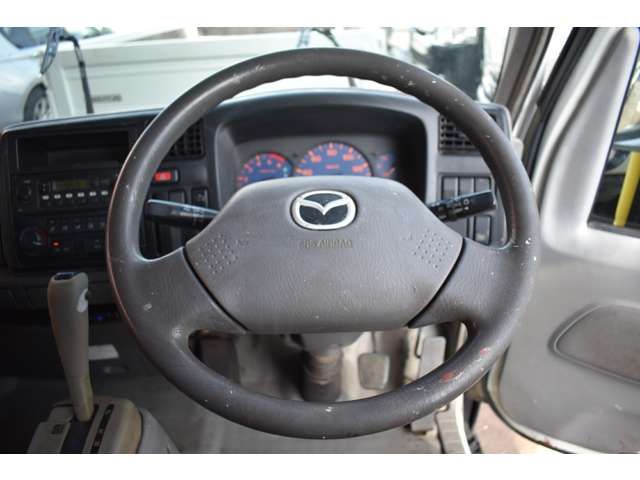 MAZDA TITAN DUSH 2007