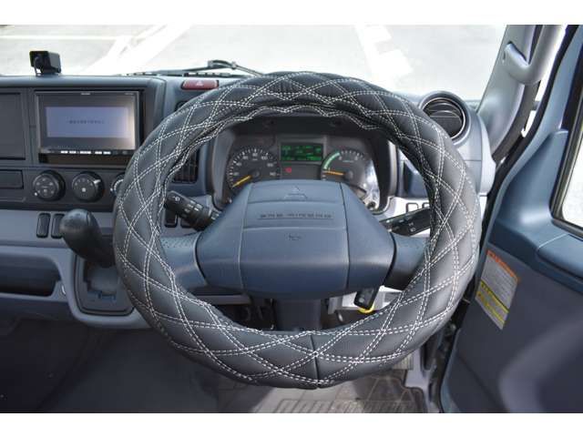 MITSUBISHI CANTER 2011