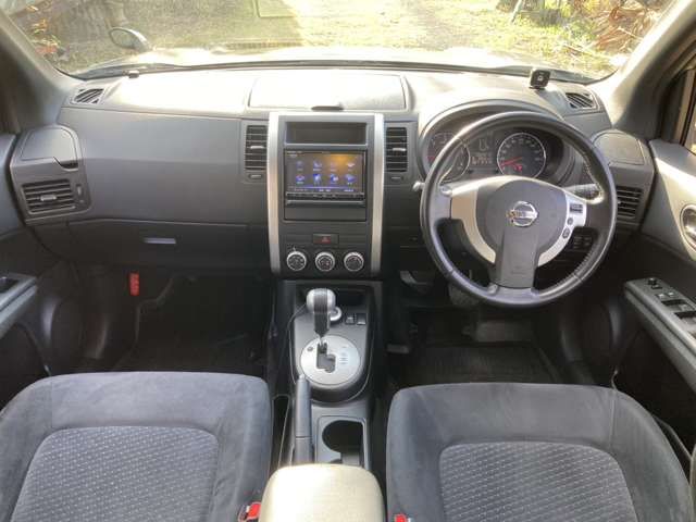 NISSAN X-TRAIL 4WD 2010