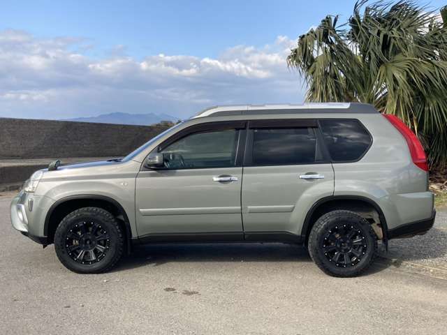 NISSAN X-TRAIL 4WD 2010