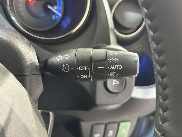 HONDA FIT SHUTTLE HYBRID 2013