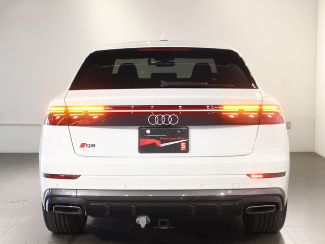 AUDI AUDI Q8 2024