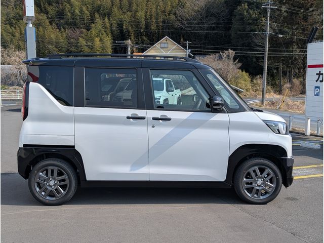 MITSUBISHI DELICA MINI 2025