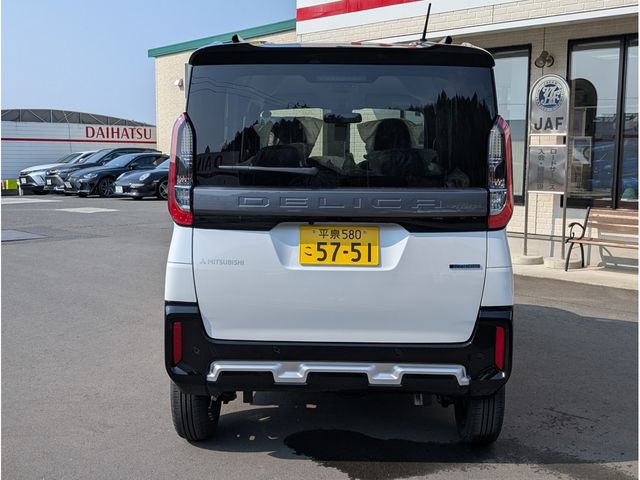 MITSUBISHI DELICA MINI 2025