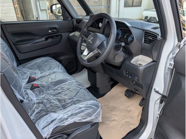 MITSUBISHI DELICA MINI 2025