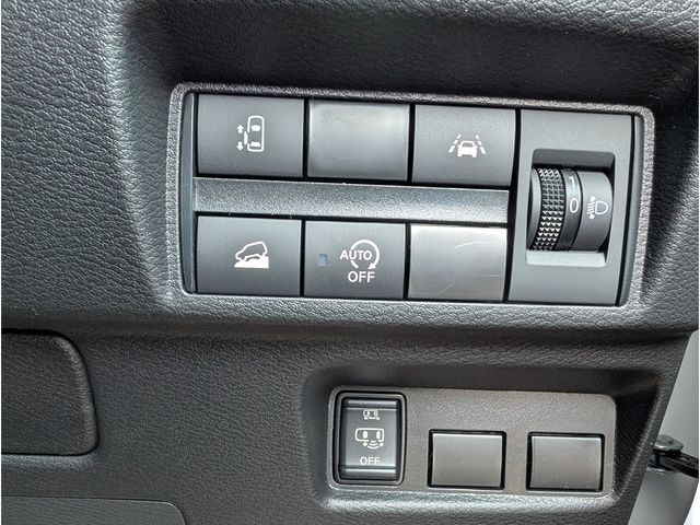 MITSUBISHI DELICA MINI 2025