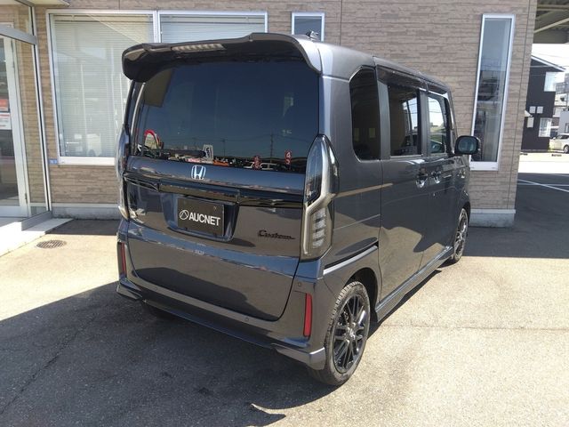 HONDA N BOX CUSTOM 4WD 2022