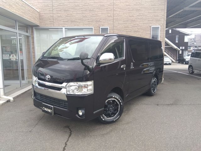 TOYOTA HIACE van 4WD 2016