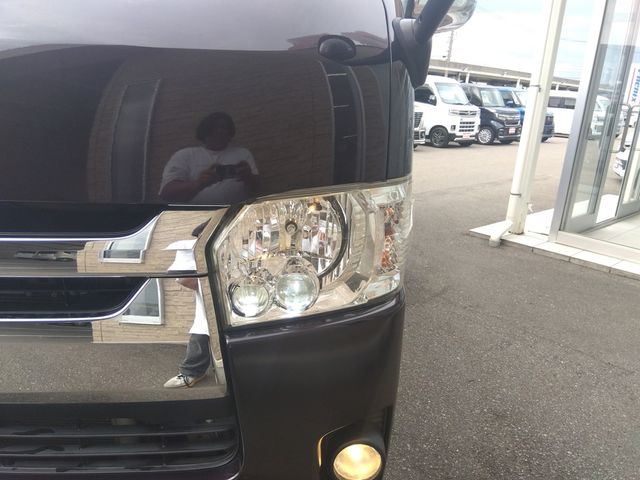 TOYOTA HIACE van 4WD 2016