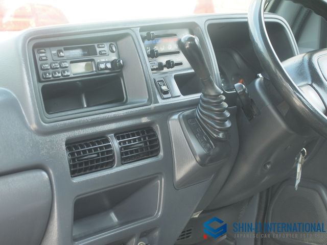 SUBARU SAMBAR truck 4WD 2000