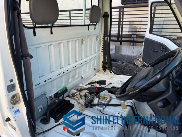 SUBARU SAMBAR truck 4WD 2000